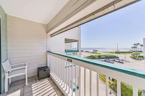 6102 Seawall Blvd #208, Galveston, TX 77551