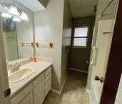 Bath - 46 Chapel Hl, Trinity, TX 75862 photo 1 of 1