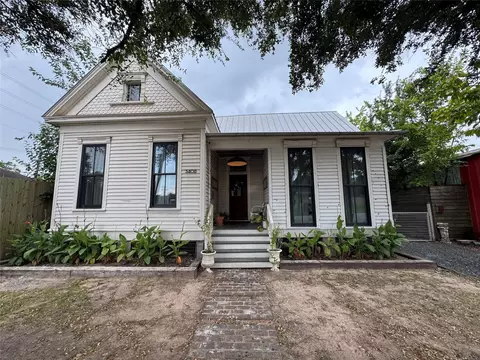 3408 Garrow St #A, Houston, TX 77003