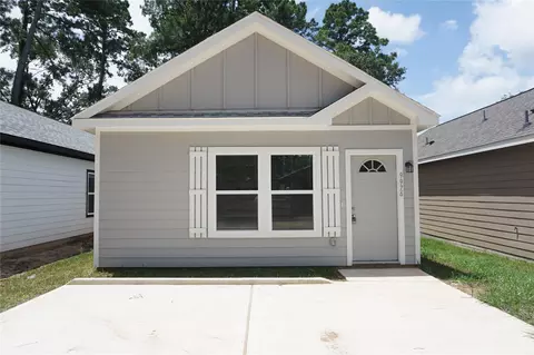 11851 Nelwood St, Willis, TX 77318