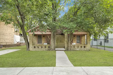 1422 Scharpe St, Houston, TX 77023