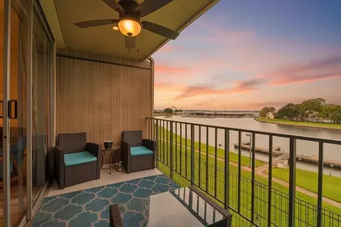 12600 Melville Dr #328B, Montgomery, TX 77356