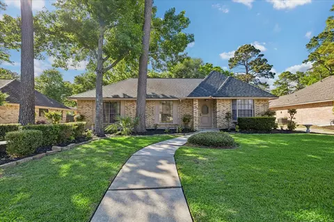 3903 Valley Haven Dr, Houston, TX 77339