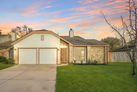 3510 Echo Grove Ln, Houston, TX 77043