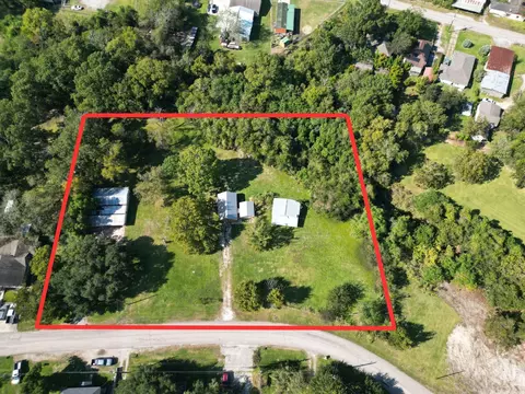 203 Wahl St, Crosby, TX 77532