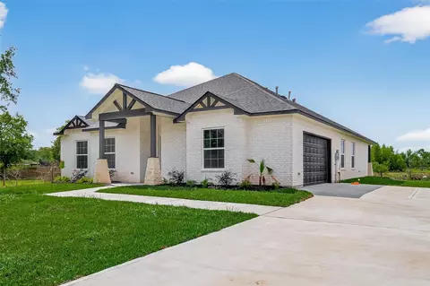 7717 Prairie St, Hitchcock, TX 77563