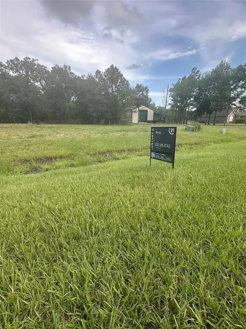 7311 Bayou Timbers Dr, Alvin, TX 77511