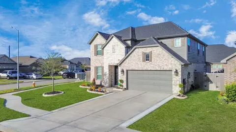 329 Clifton Crane Rd, La Porte, TX 77571