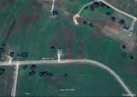 000 Colt Trl, Angleton, TX 77515