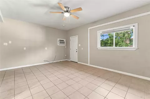 Living - 3450 Gary Ln, Spring, TX 77380 photo 3 of 5