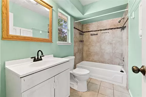 Bath - 3450 Gary Ln, Spring, TX 77380 photo 7 of 7