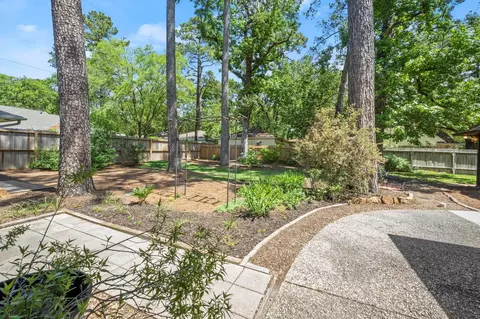 Exterior - 518 Magic Oaks Dr, Spring, TX 77388 photo 11 of 15