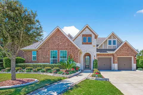 51 Scepter Rdg, Sugar Land, TX 77498