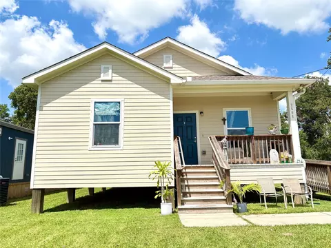 2508 Sycamore Ave, Bay City, TX 77414