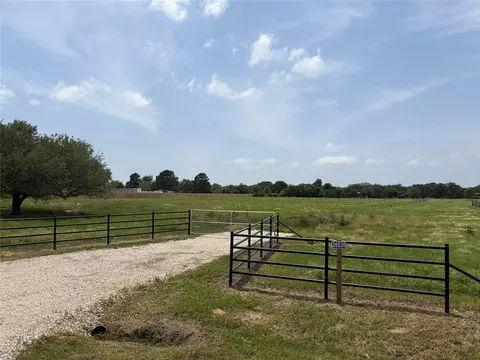 38535 Wiggins Rd, Hempstead, TX 77445 photo 24