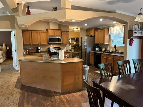 Kitchen - 162 Cove View Dr, Trinity, TX 75862 photo 2 of 6