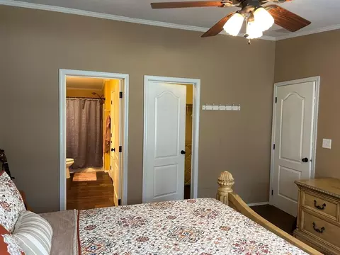 Bedroom - 162 Cove View Dr, Trinity, TX 75862 photo 3 of 7