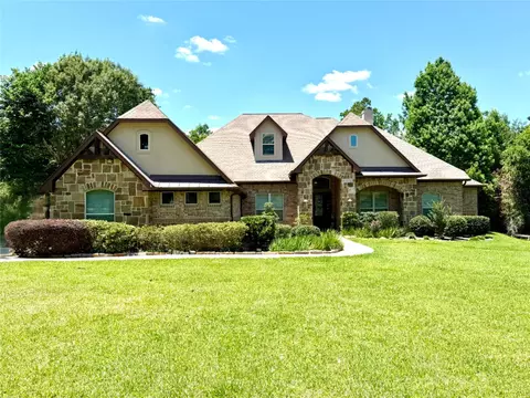 8424 Kings View Ct, Montgomery, TX 77316