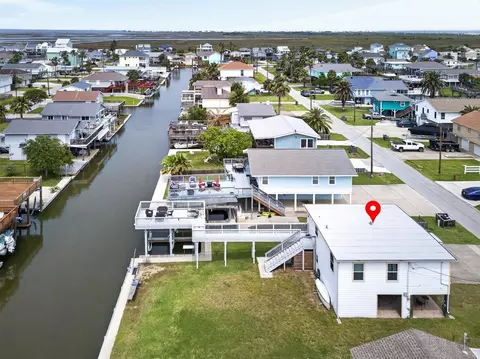16618 Bermuda Way, Jamaica Beach, TX 77554