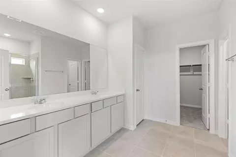 Entry Way - 4213 Red Cedar Ring Ln, Pinehurst, TX 77362 photo 4 of 4