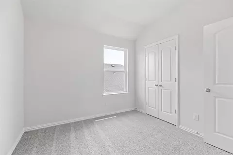 Bedroom - 4213 Red Cedar Ring Ln, Pinehurst, TX 77362 photo 3 of 4