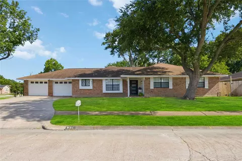 801 Friars Ln, Baytown, TX 77521