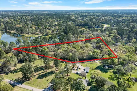 19739 E Lakeshore Dr, Magnolia, TX 77355