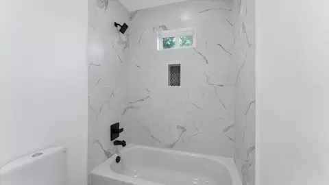 Bath - 10802 Fairview Dr, Conroe, TX 77385 photo 2 of 7