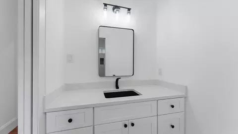 Bath - 10802 Fairview Dr, Conroe, TX 77385 photo 1 of 7