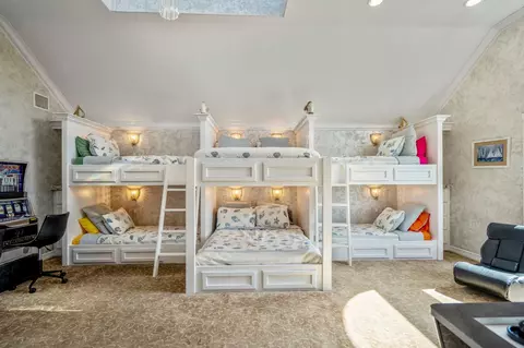 16544 John Silver Rd, Jamaica Beach, TX 77554