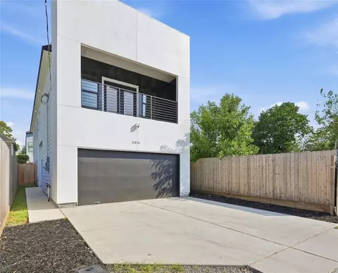 5014 Creekmont Dr, Houston, TX 77091