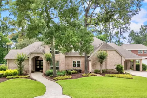 1522 Scenic Shore Dr, Kingwood, TX 77345