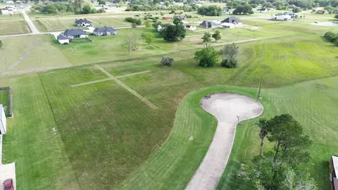 1243 Appaloosa Cir, Angleton, TX 77515