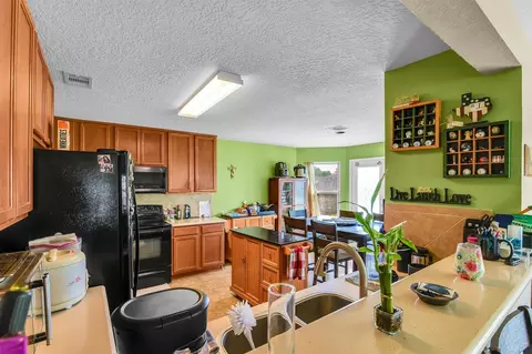Kitchen - 3003 Legends York Dr, Spring, TX 77386 photo 2 of 3