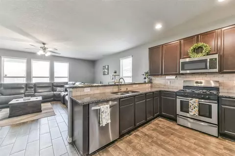 Kitchen - 29418 Ridge Clearing Trl, Spring, TX 77386 photo 1 of 3