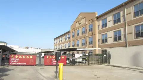 6611 W Sam Houston Pkwy S #1E, Houston, TX 77072