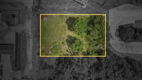 301 N 13th St, La Porte, TX 77571