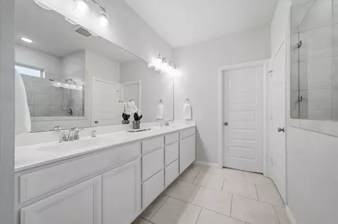 Entry Way - 3831 Robinson Bend Dr, Spring, TX 77386 photo 3 of 7