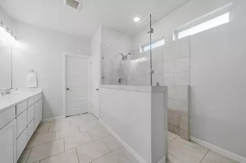 Bath - 3831 Robinson Bend Dr, Spring, TX 77386 photo 1 of 2
