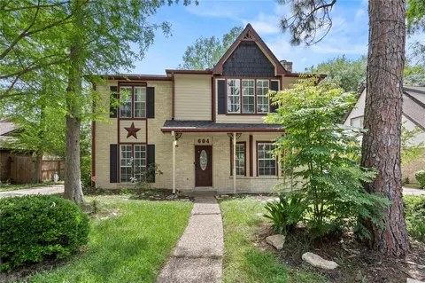 604 Lochnell Dr, Houston, TX 77062