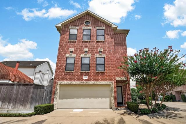 5653 Pine St, Houston, TX 77081