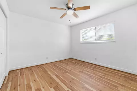 Bedroom - 5323 Mossgrey Ln, Spring, TX 77373 photo 2 of 5