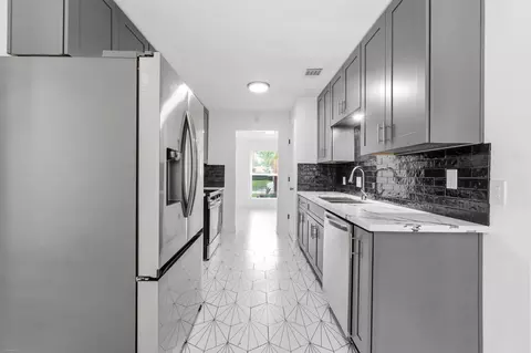 Kitchen - 5323 Mossgrey Ln, Spring, TX 77373 photo 2 of 2