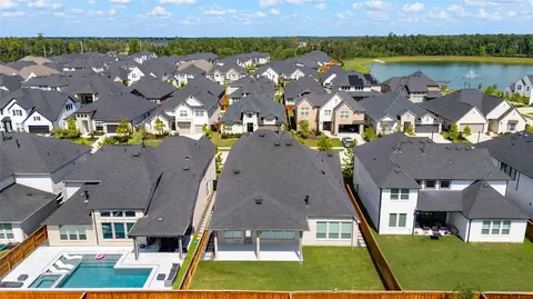 View/Area - 28058 Willow Glen Dr, Spring, TX 77386 photo 3 of 7