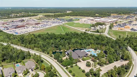 View/Area - 28058 Willow Glen Dr, Spring, TX 77386 photo 5 of 7