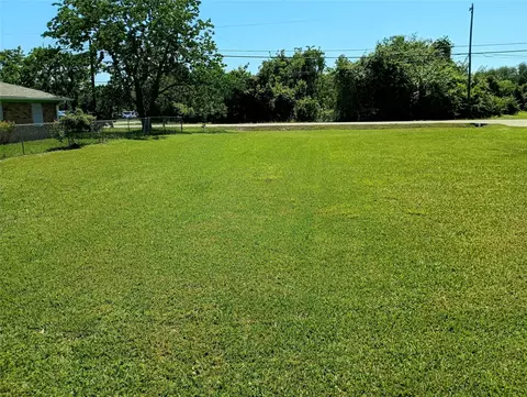 0 Fairwood Rd, Hitchcock, TX 77563