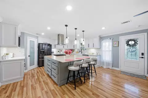 321 Reid St, Houston, TX 77022