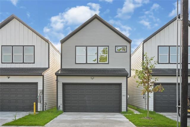 7715 Bowen St, Houston, TX 77051