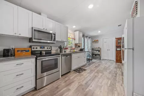 Kitchen - 161 W W Crk, Trinity, TX 75862 photo 1 of 4
