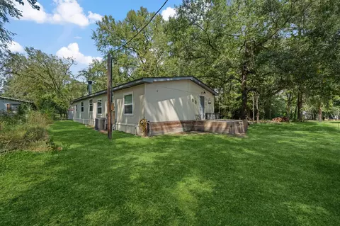 Exterior - 161 W W Crk, Trinity, TX 75862 photo 2 of 3